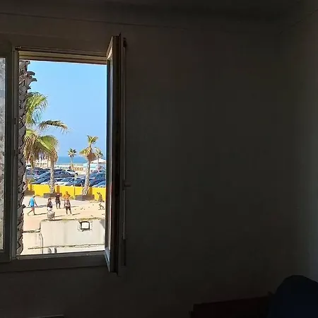 Holiday home Barcares Village - - - 4/9p+cour 3 Etoil Le Barcares